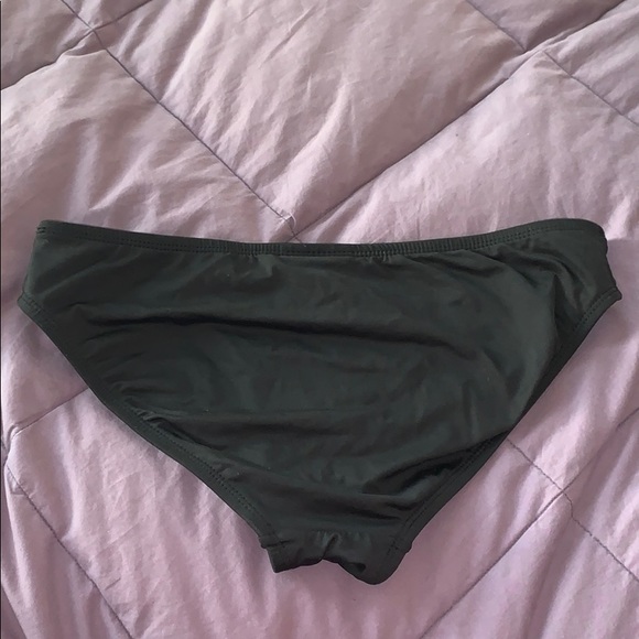 bikini bottom - Picture 2 of 2